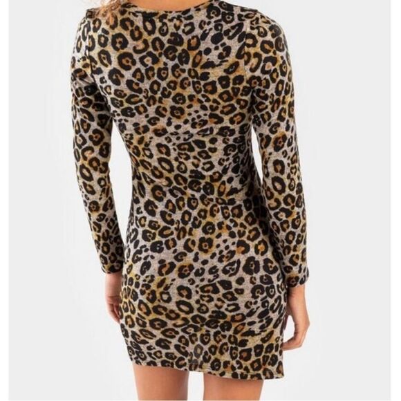 Francesca’s Collection Leopard Print Runched Dress Size XXS - Picture 3 of 11